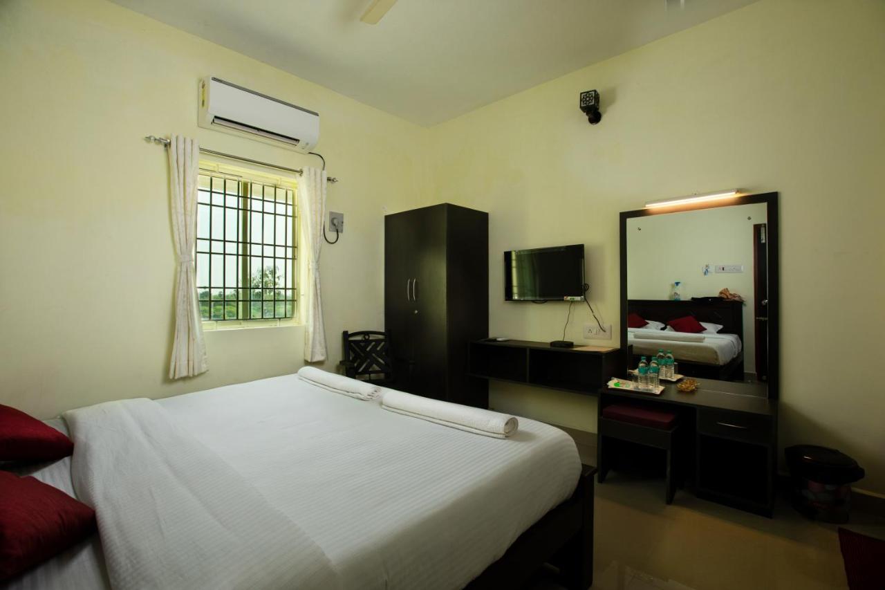 Srichand Business Class Rooms Thiruvallur ภายนอก รูปภาพ