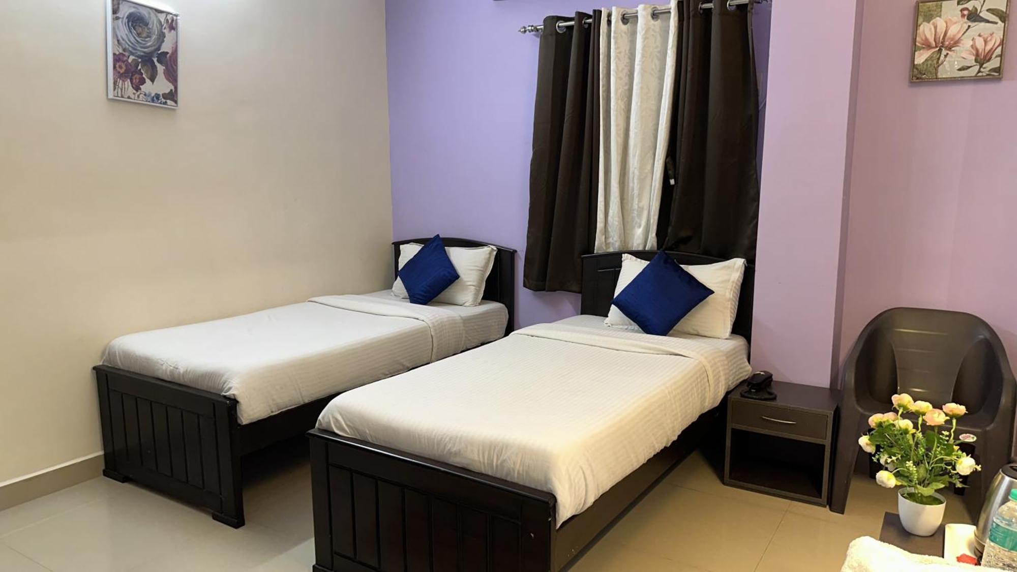 Srichand Business Class Rooms Thiruvallur ภายนอก รูปภาพ